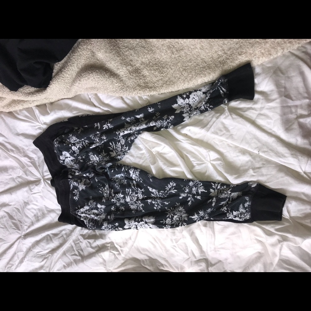 Aeropostale Floral Joggers
